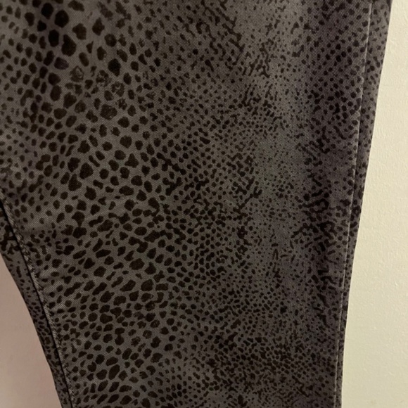 Calvin Klein leggings - Picture 3 of 4